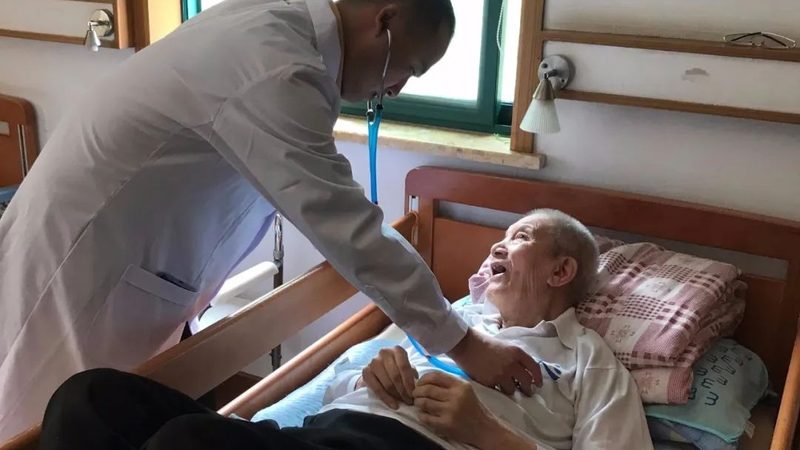 成都康复护理院如何打造优质设备条件？**