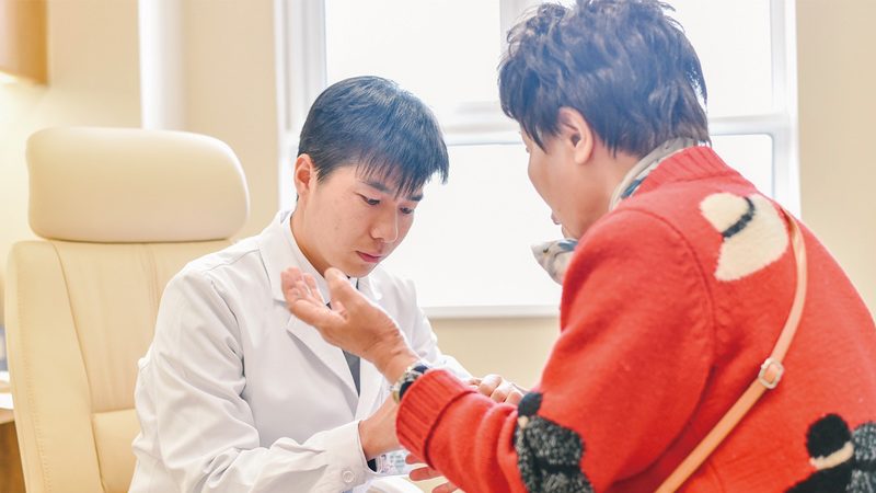 老年助餐服务商加盟，如何选择合适的合作伙伴？**